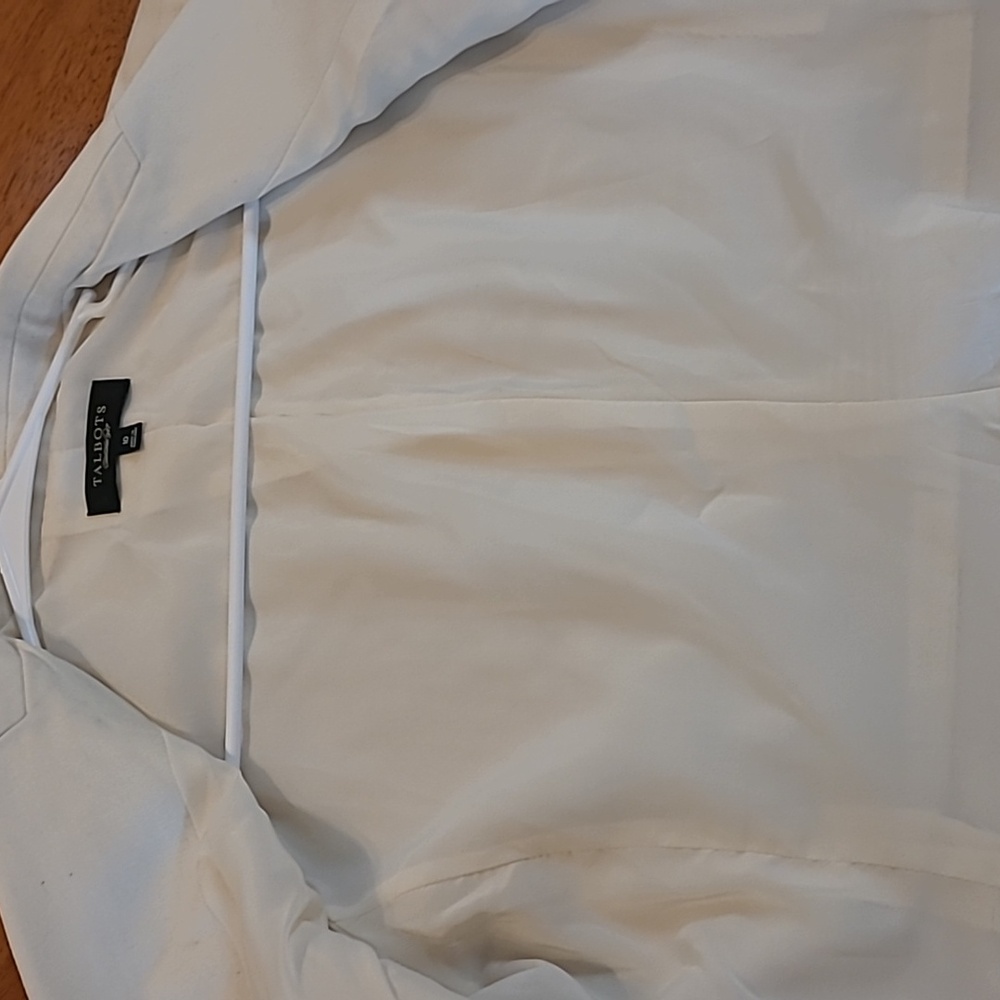 Talbots Women's‎ Cream Blazer for women zise 10 ,used good gondition - Picture 8 of 15